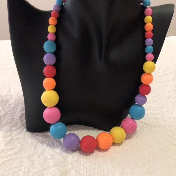 Jewelry - Picture 2 of 3